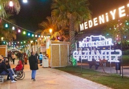 Şehir merkezi, Nurdağı ve İslahiye’de Ramazan Sokakları kuruldu