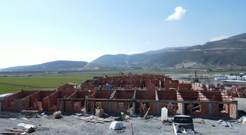 “Şehirler ve köylerde 272 bin konut yöresel mimariye uygun yapılacak”