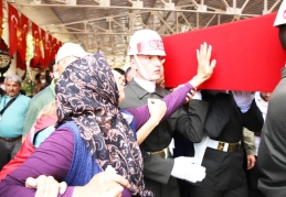 Şehit Mahsun Şimşek gözyaşlarıyla uğurlandı