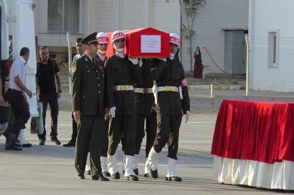 Şehit olan askerler memleketlerine uğurlandı