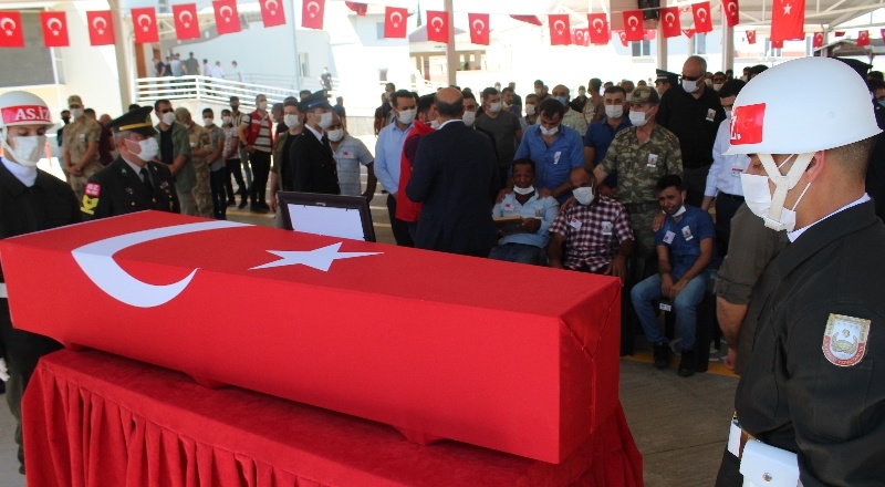 Şehit, son yolculuğuna uğurlandı