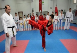 Şehitkamil Belediyesi, sanat ve sporu birleştiriyor 