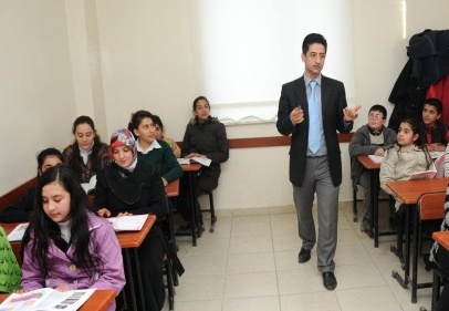 Şehitkamil Belediyesi tarafından eğitime destek programları düzenliyor