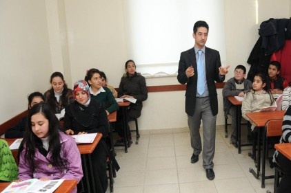 Şehitkamil Belediyesi tarafından eğitime destek programları düzenliyor