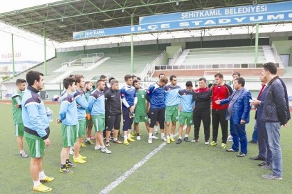 Şehitkamil Belediyespor hırslı...