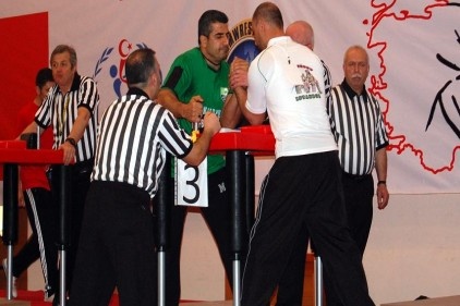 Şehitkamil Belediyespor Kulübü, bilek güreşinde de iddialı 