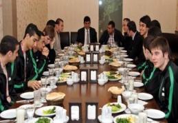 Şehitkamil Belediyespor ödüllendirildi 