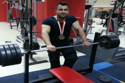 Şehitkamil Belediyesporlu Milli Sporcu Serdal Kaya Türkiye Şampiyonu oldu