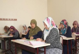 Şehitkamil’de 4 bin 338 kişi okuma-yazma öğrendi