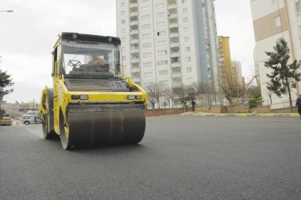 Şehitkamil&#8217;de asfalt çalışmaları devam ediyor 