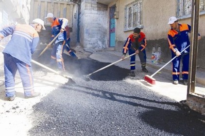 Şehitkamil&#8217;de asfalt çalışması sürüyor