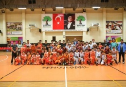 Şehitkamil’de basketbol cumhuriyet kupası start aldı 