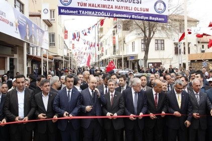 Şehitler Caddesi, Çanakkale&#8217;nin yıldönümünde açıldı