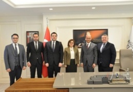 Şehrimiz için hepimiz birlikte el ele vererek çalışmalıyız
