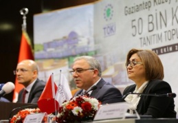Şehrimizi yerelden evrensele gelenekten geleceğe taşıyoruz