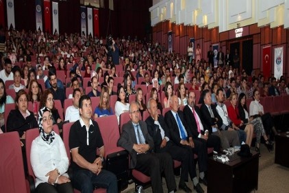 Sekreterlik, bir işletmenin, kamu kurumunun dünyaya açılan kapısıdır