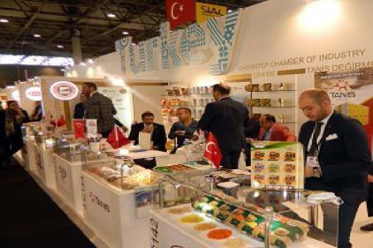 Sektörel ticaret heyetleri SIAL Paris 2016 Fuarı&#039;na katıldı