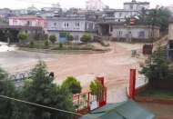Sel suları Elif Beldesi’ni bastı 