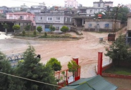 Sel suları Elif Beldesi’ni bastı 