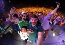 Selfie çılgınlığını bizde festivale dahil ettik