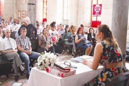 Senanur esin kaynağı oldu