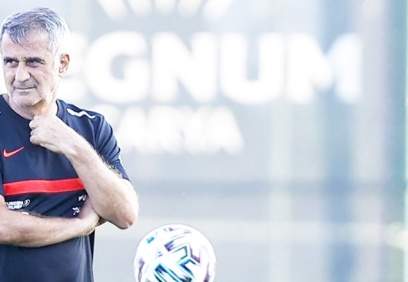 Şenol Güneş A Milli Takım'la 75. maçında