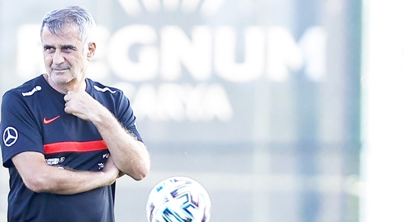 Şenol Güneş A Milli Takım'la 75. maçında
