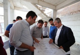 Şenyurt Mahallesi’ne sosyal tesis yapılıyor