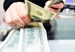 Serbest piyasada dolar 7,93