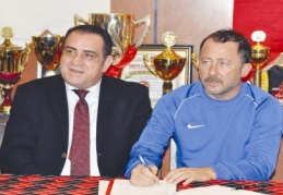 Sergen Yalçın, 1,5 yıllık imzayı attı