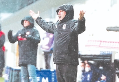 Sergen Yalçın cezalı duruma düştü