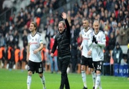 Sergen Yalçın’a büyük destek 