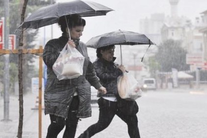 Serin ve yağışlı hava geliyor