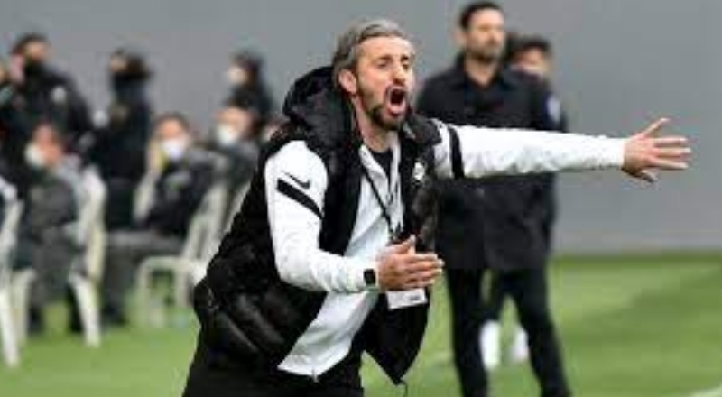 Serkan Özbalta: “Ligde kalacaksak da doğaçlama bir oyunla kalmamak istiyoruz”