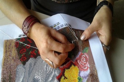 Serpil Erten yün keçe sanatını yaşatıyor