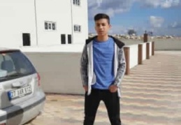 Servis minibüsüne giden öğrenciye işçi servisi çarptı: 1 ölü