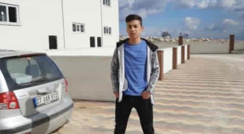 Servis minibüsüne giden öğrenciye işçi servisi çarptı: 1 ölü