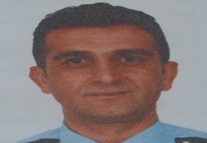 Sevdiği kadının gözü önünde kendini vurdu 