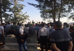 Sevenleri, yalnız bırakmadı