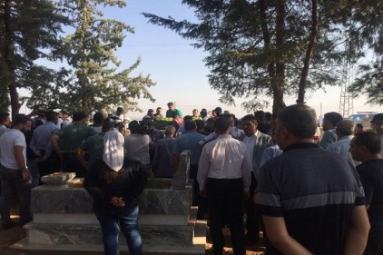 Sevenleri, yalnız bırakmadı