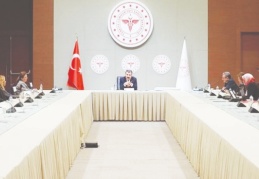 Seyahat kısıtlaması ve kamuda kademeli mesai uygulamasına geçilebilir