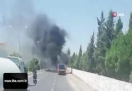 Seyir halindeki tır alev topuna döndü