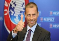 Seyircisiz ya da televizyonda olsun, insanlar futbolu istiyor