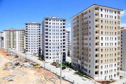Seyrantepe konutlarında son rötuşlar ve çevre düzenlemesi yapılıyor