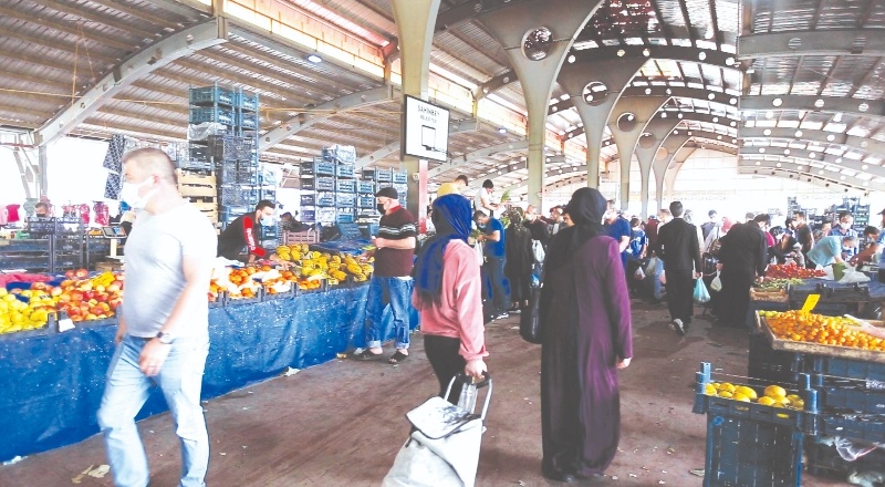 Seyyar satıcılara da ayni ve nakdi yardımlarda bulunulacak