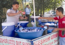 Seyyar satıcıların işine yaradı