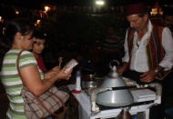 Seyyarların yüzü gece gülüyor