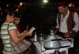 Seyyarların yüzü gece gülüyor