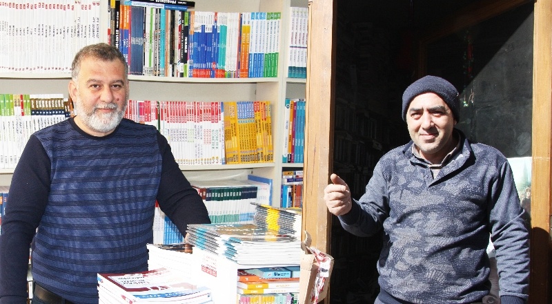 Sezon başında 50 lira olan kitap 150 liraya çıktı
