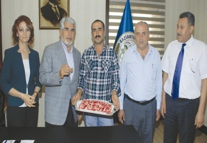 Sezonun ilk Antepfıstığı Yeşerti Köyü’nden geldi